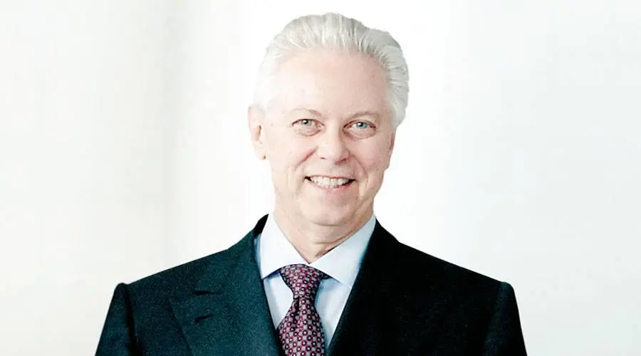 ستيفانو بيسينا: رجل أعمال أعاد تشكيل صناعة الأدوية عبر الابتكار