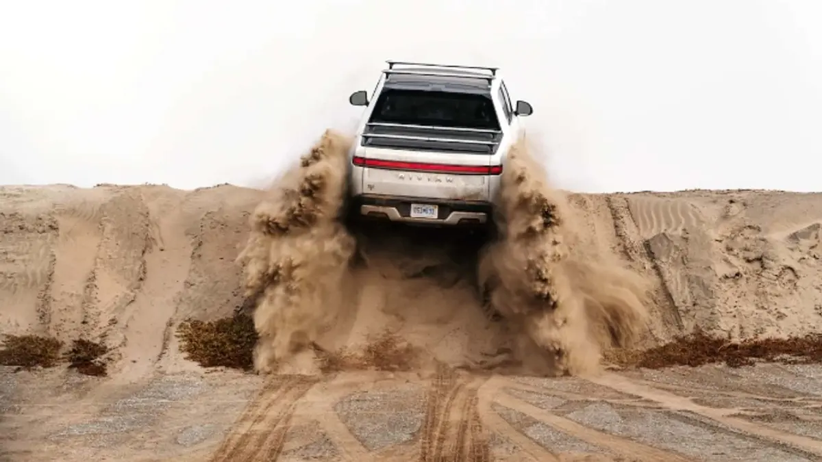 تعرّف على قسم RAD: قسم ريفيان الجديد المُكلّف بتجاوز الحدود