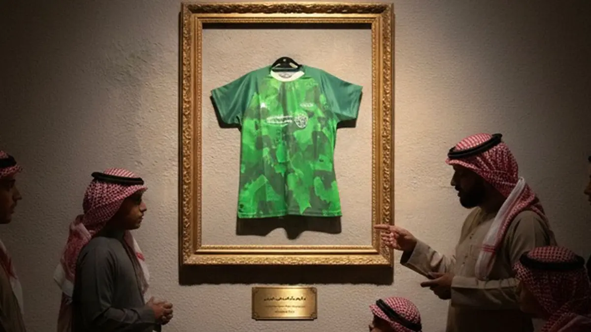 بالصور: شركة Placard تطلق قميصًا خاصًا ليوم التأسيس السعودي