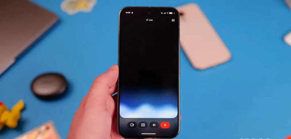 Gemini Live يحصل على تصميم Floating Pill جديد بواجهة أكثر عصرية - التقنية بلا حدود