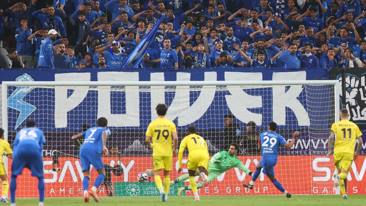 علامة كاملة ومكاسب عديدة.. كيف تجاوز النصر عاصفة الهلال؟