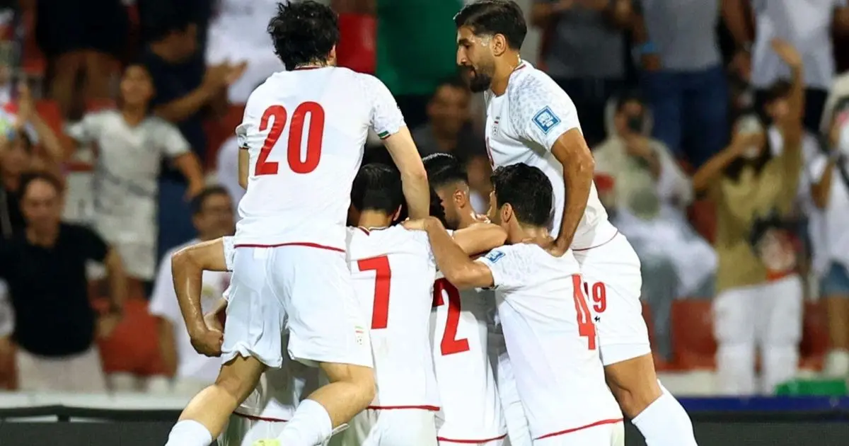 إيران تلوّح بالانسحاب من المونديال وفيفا يرد.. فهل تستفيد دولة عربية؟