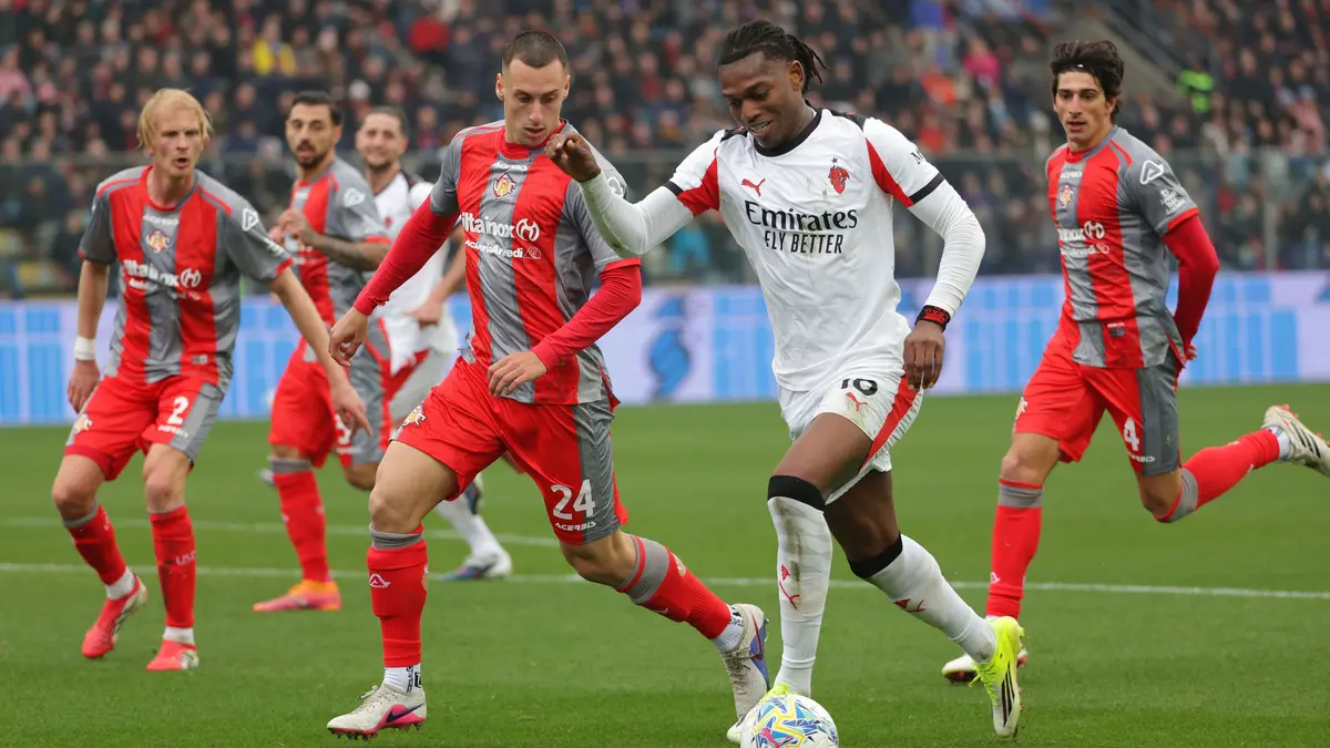 فوز قاتل لميلان في الدوري الإيطالي قبل ديربي الغضب