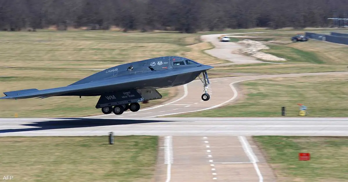 أكسيوس: قاذفات "بي2" دمرت منصات صواريخ داخل كهوف في إيران