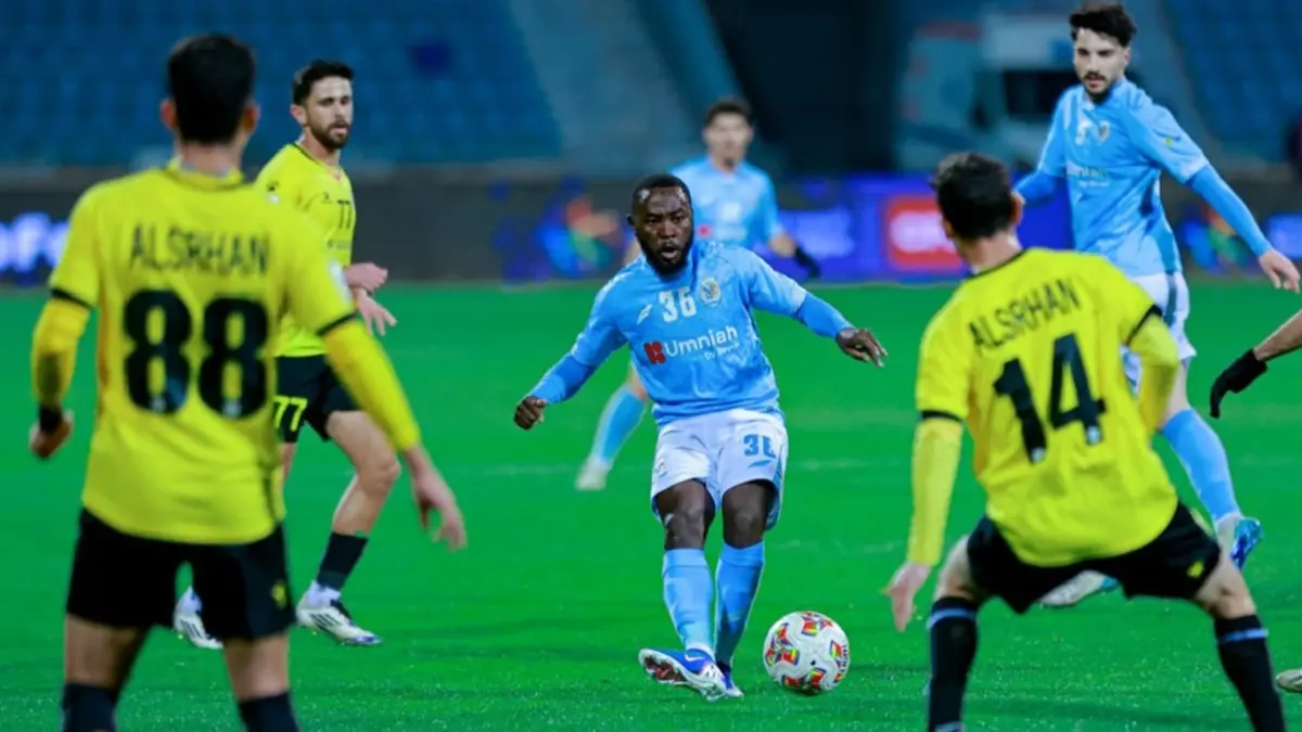 صافرات الإنذار تجبر لاعبين في الدوري الأردني على مغادرة أرض الملعب