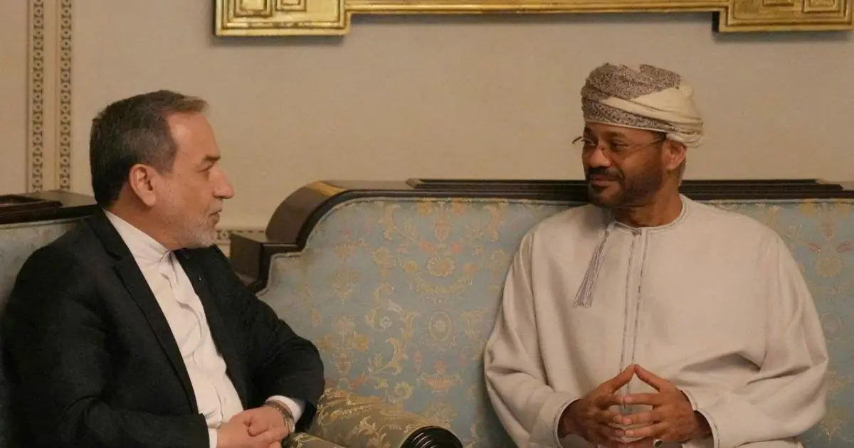 إيران تؤكد لعُمان انفتاحها على وقف التصعيد بالمنطقة