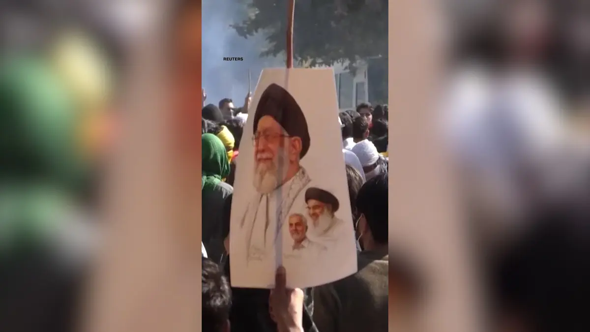 فوضى وعنف.. مقتل خامنئي يشعل احتجاجات مميتة في باكستان