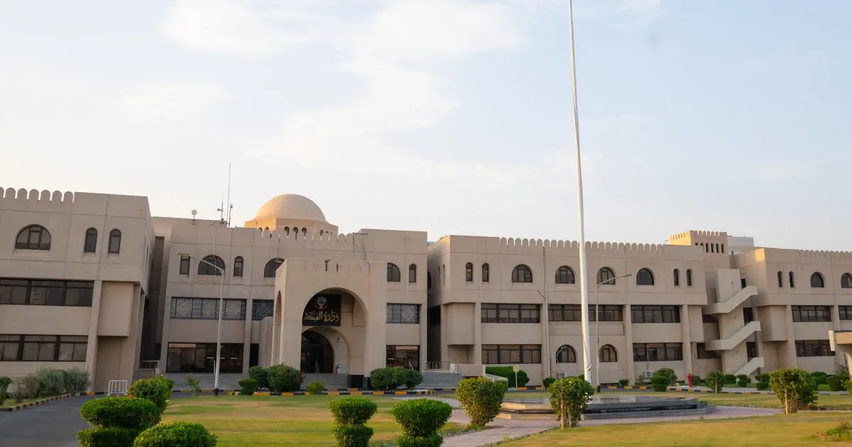 مقتل شخص وإصابة 32 جراء هجمات إيران على الكويت