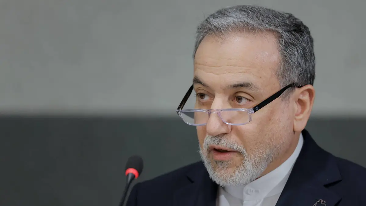 عراقجي: اغتيال المرشد عملية جبانة وعازمون على الدفاع عن البلاد بشكل حازم