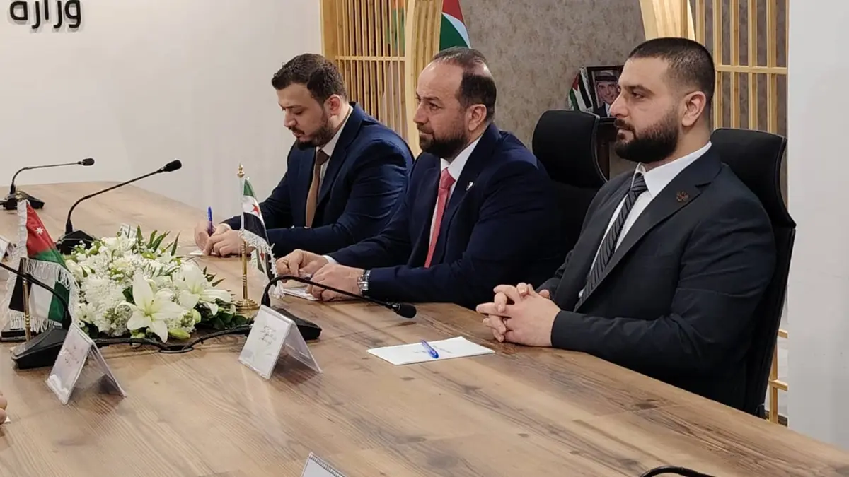 الأردن وسوريا يبحثان توسيع التعاون في الطاقة والنقل والدفاع