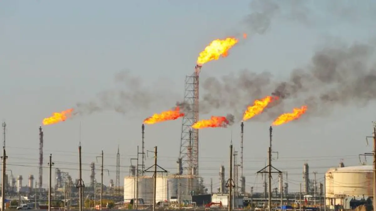 وزير الطاقة: انقطاع تزويد الغاز الطبيعي من خلال حقول البحر الأبيض المتوسط