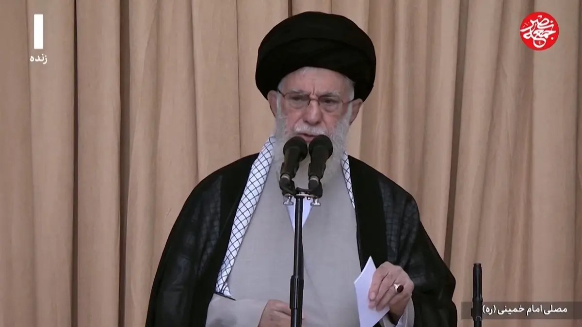 حكم إيران لـ36 عامًا.. من هو المرشد الأعلى الإيراني علي خامنئي؟