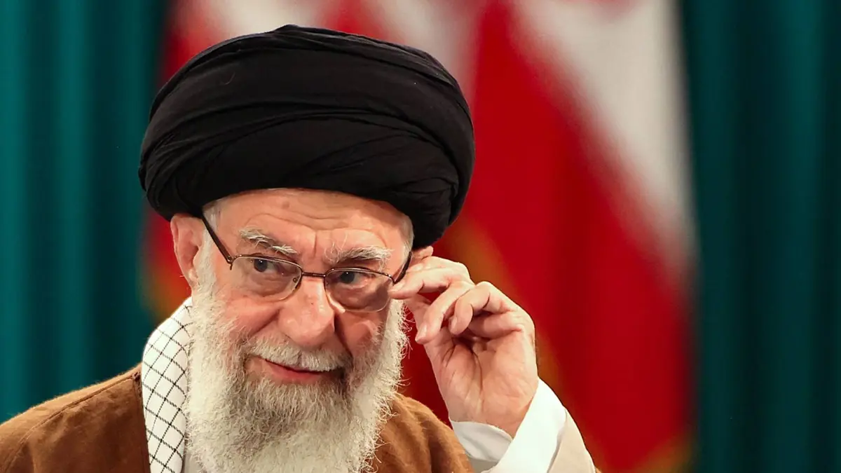 باريس تبدي "ارتياحها" لمقتل خامنئي وتؤكد جاهزيتها لإجلاء رعاياها من المنطقة