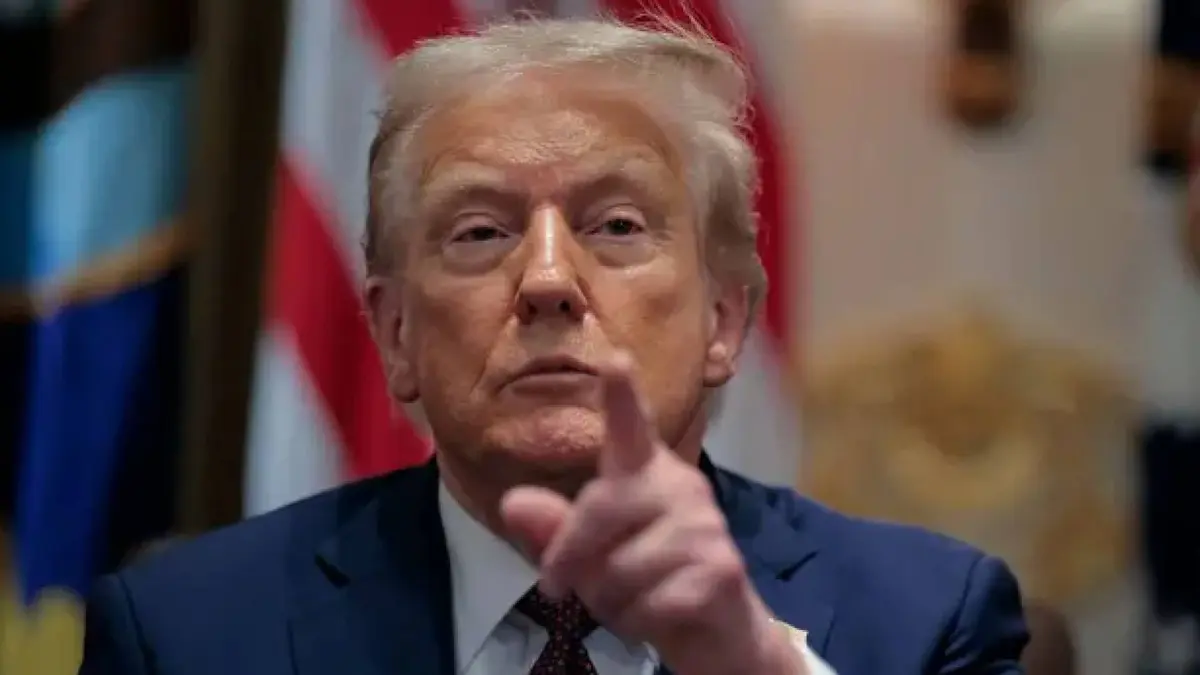 ترمب: "سحقنا بدائل النظام في طهران".. وشخصية إيرانية ناجية فتحت قناة اتصال مع واشنطن