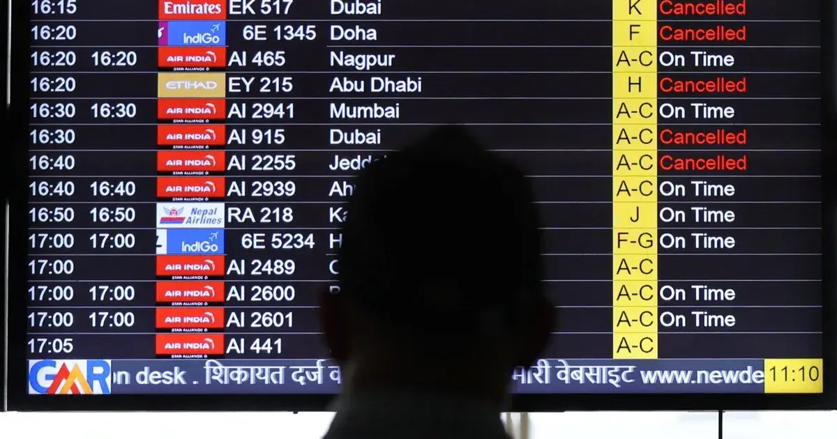 بعد إلغاء مئات الرحلات.. حرب إيران تتسبب في اضطراب الطيران حول العالم