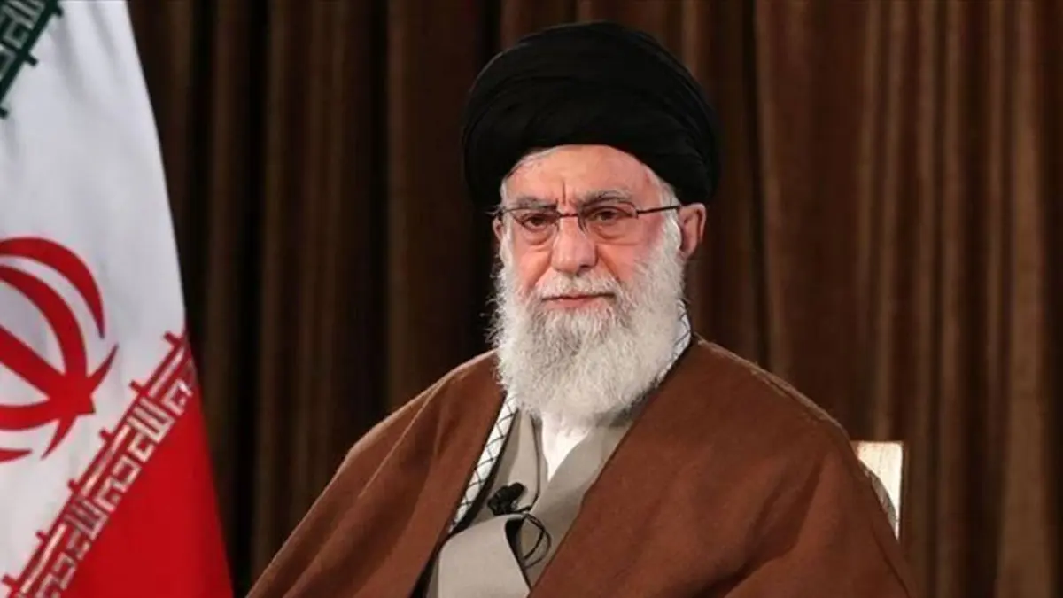 وفاة منصورة باقرزادة زوجة خامنئي متأثرة بجراحها بعد الهجوم