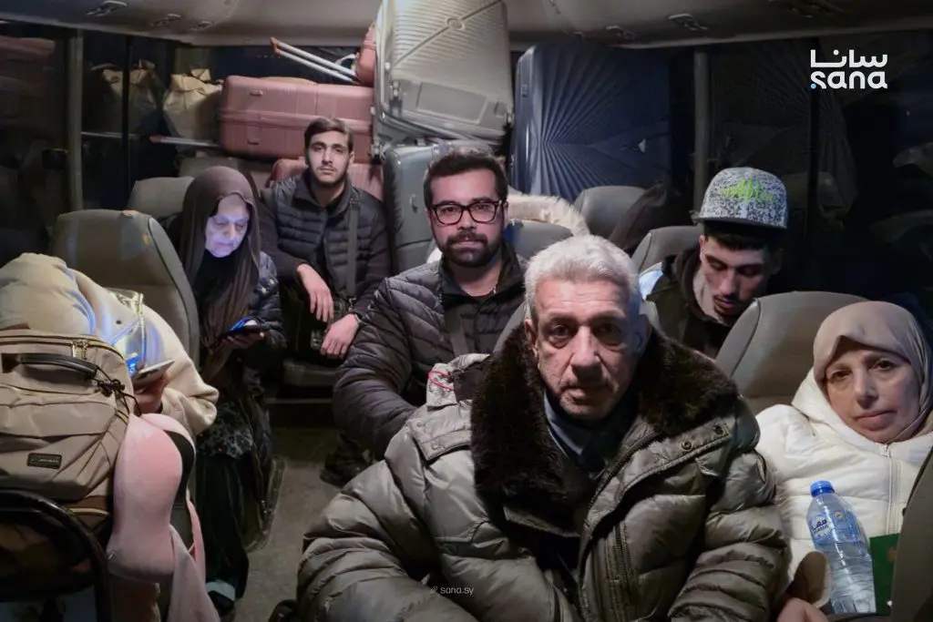 وصول 79 مواطناً سورياً إلى محطة القدم بدمشق قادمين من مطار الملكة علياء الدولي في الأردن