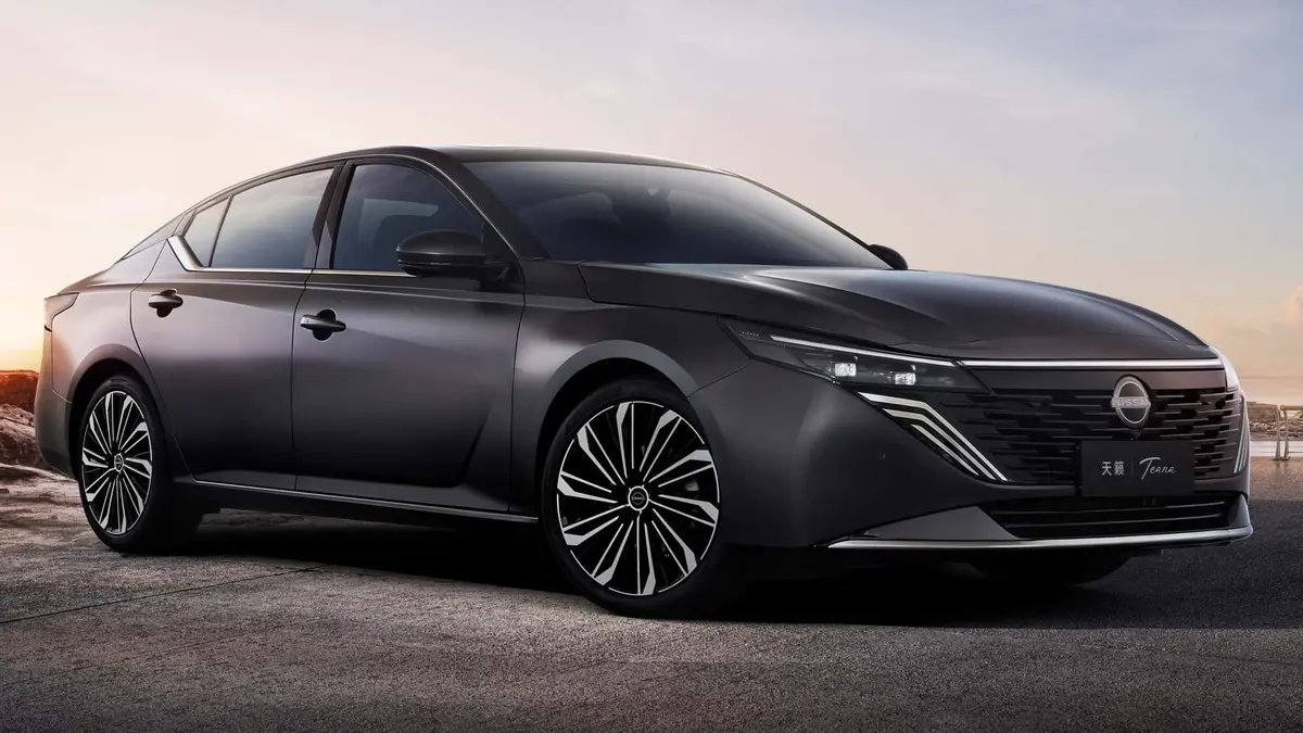 الرئيس التنفيذي لشركة نيسان لا يستبعد بيع الشركة: