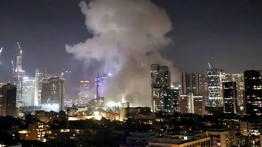 الحرس الثوري يعلن استهداف مكتب نتنياهو.. وتصاعد الضربات المتبادلة بين إيران وإسرائيل