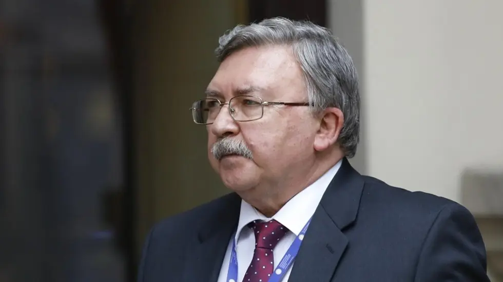 أوليانوف: روسيا مستعدة للتوسط بين إيران وأمريكا لكن واشنطن لن تقبل وسيطا مستقلا