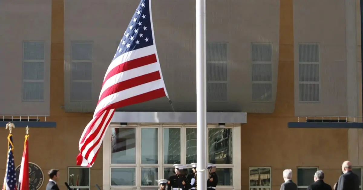 استهداف سفارة واشنطن بالكويت.. ومقتل 6 أمريكيين منذ بدء الحرب