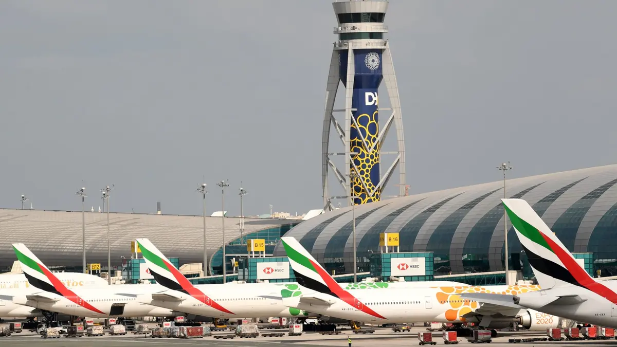 استئناف محدود للرحلات الجوية في مطارات دبي وأبوظبي والشارقة