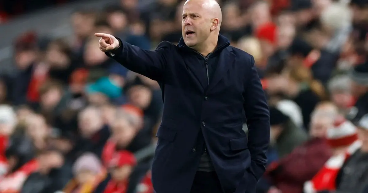 سلوت: الدوري الإنجليزي فقد متعته بسبب الركلات الثابتة