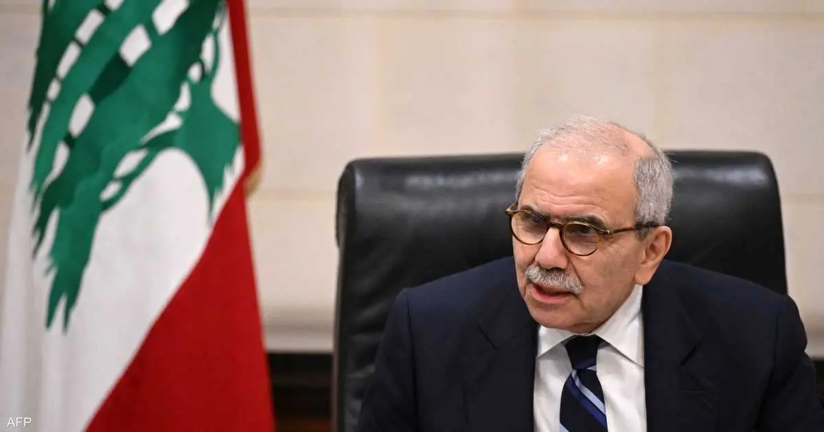 نواف سلام: إطلاق صواريخ من جنوب لبنان "عمل غير مسؤول"