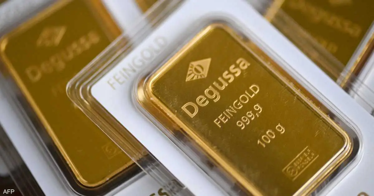 الذهب يرتفع 2% بعد الضربات الأميركية الإسرائيلية على إيران