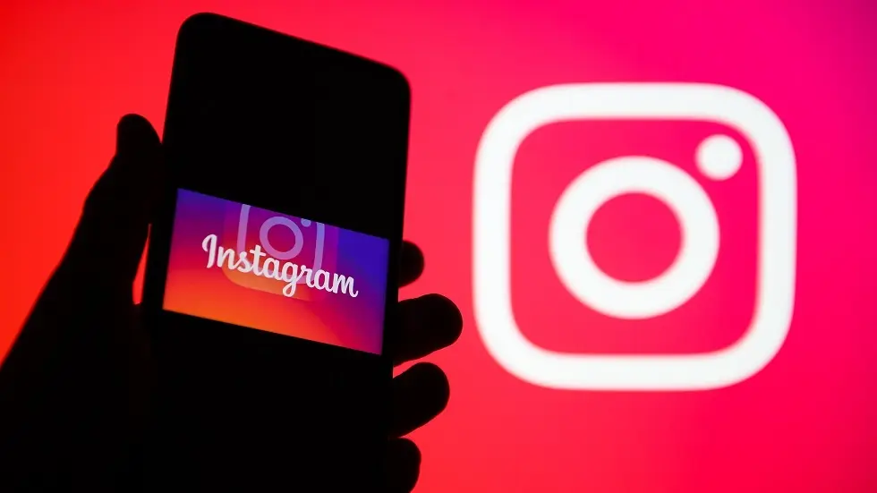 هاشتاق عربي - إنستغرام سيحذر الآباء عند بحث المراهقين عن محتوى متعلق بالانتحار