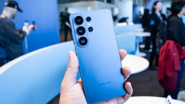 تبرير سامسونج لغياب مغناطيس Qi2 في Galaxy S26.. يفتح أسئلة أكثر مما يجيب