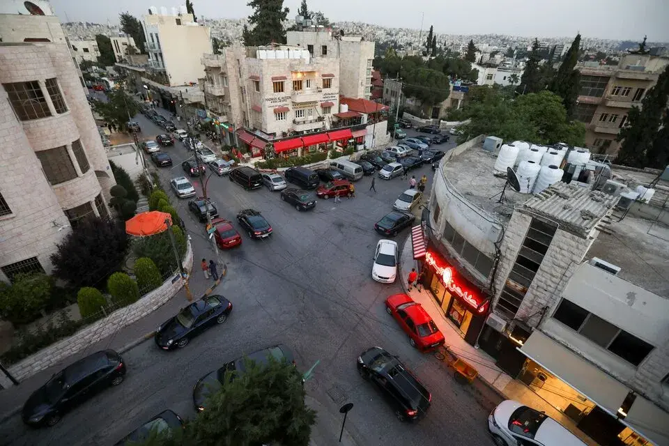 عمّان تستدعي القائم بأعمال سفارة إيران بعد الاعتداءات على الأردن ودول عربية