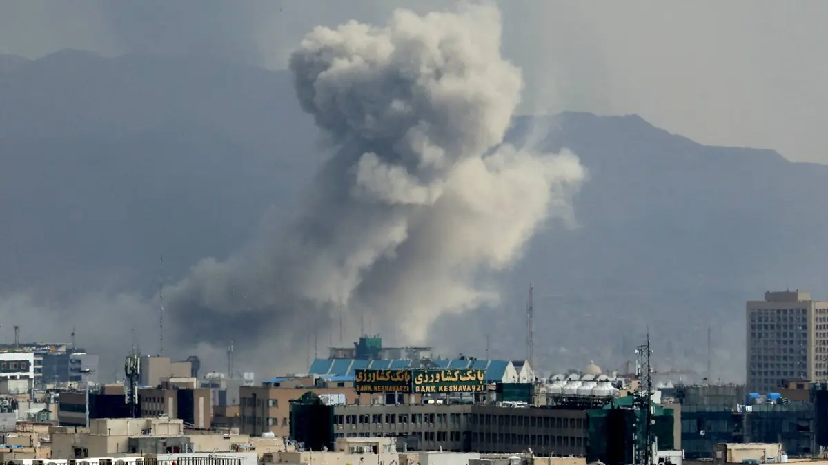 انفجارات قوية تهز غرب طهران في اليوم الثالث للحرب.. وتقارير عن ضربات جوية متتالية