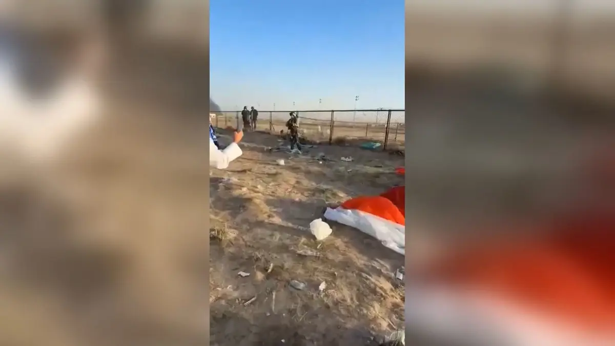 فيديو لطيّار على الأرض بعد تحطم عدة مقاتلات أمريكية في الكويت