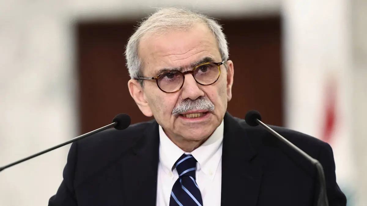 رئيس وزراء لبنان: إطلاق الصواريخ يعرض لبنان للخطر ويمنح "اسرائيل" الذرائع لمواصلة اعتداءاتها