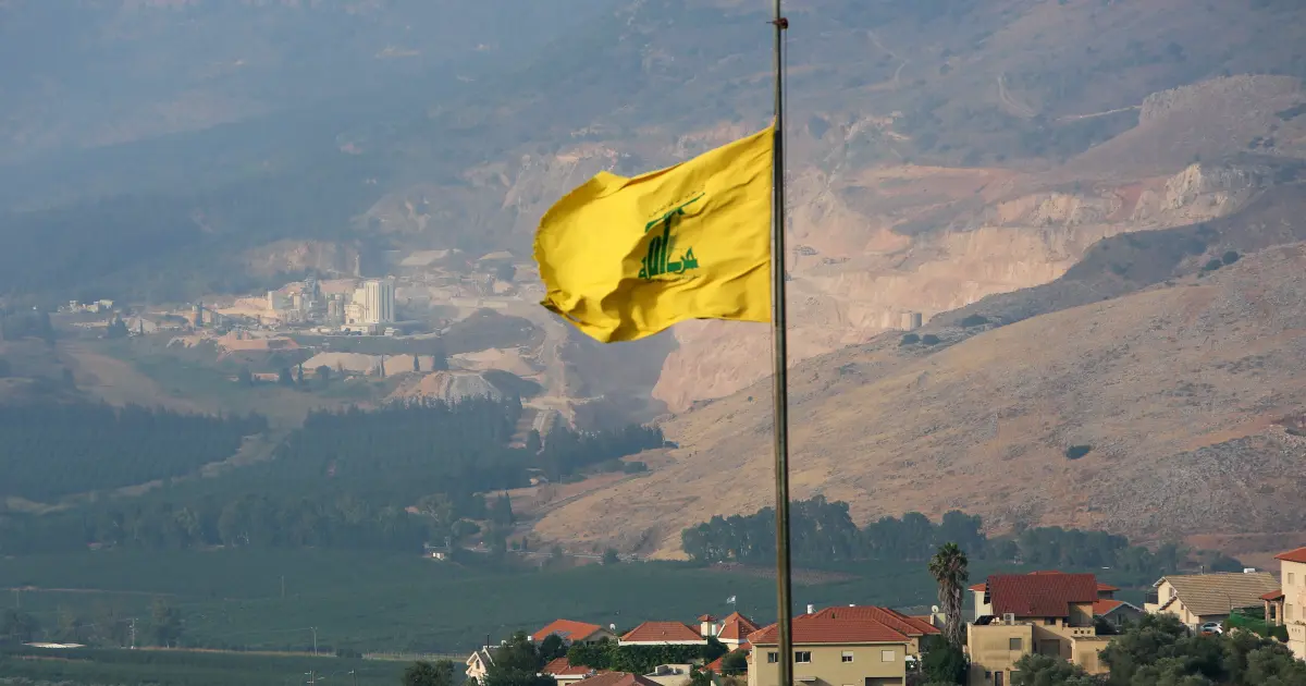 لبنان يحظر النشاط العسكري والأمني لـ"حزب الله"