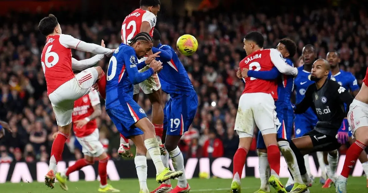 فوضى الركنيات.. كابوس الحكام والحراس في الدوري الإنجليزي الممتاز