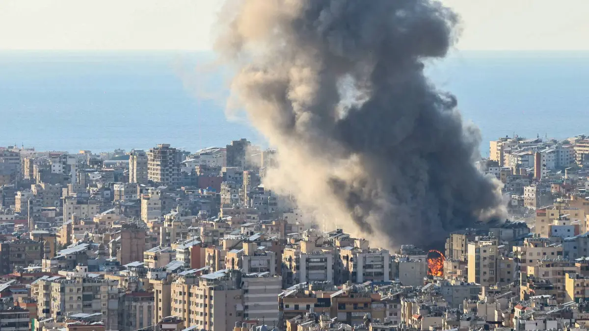 ردا على مجزرة الضاحية.. "حزب الله" يعطل غرف التحكم في قاعدة رامات دافيد بفلسطين