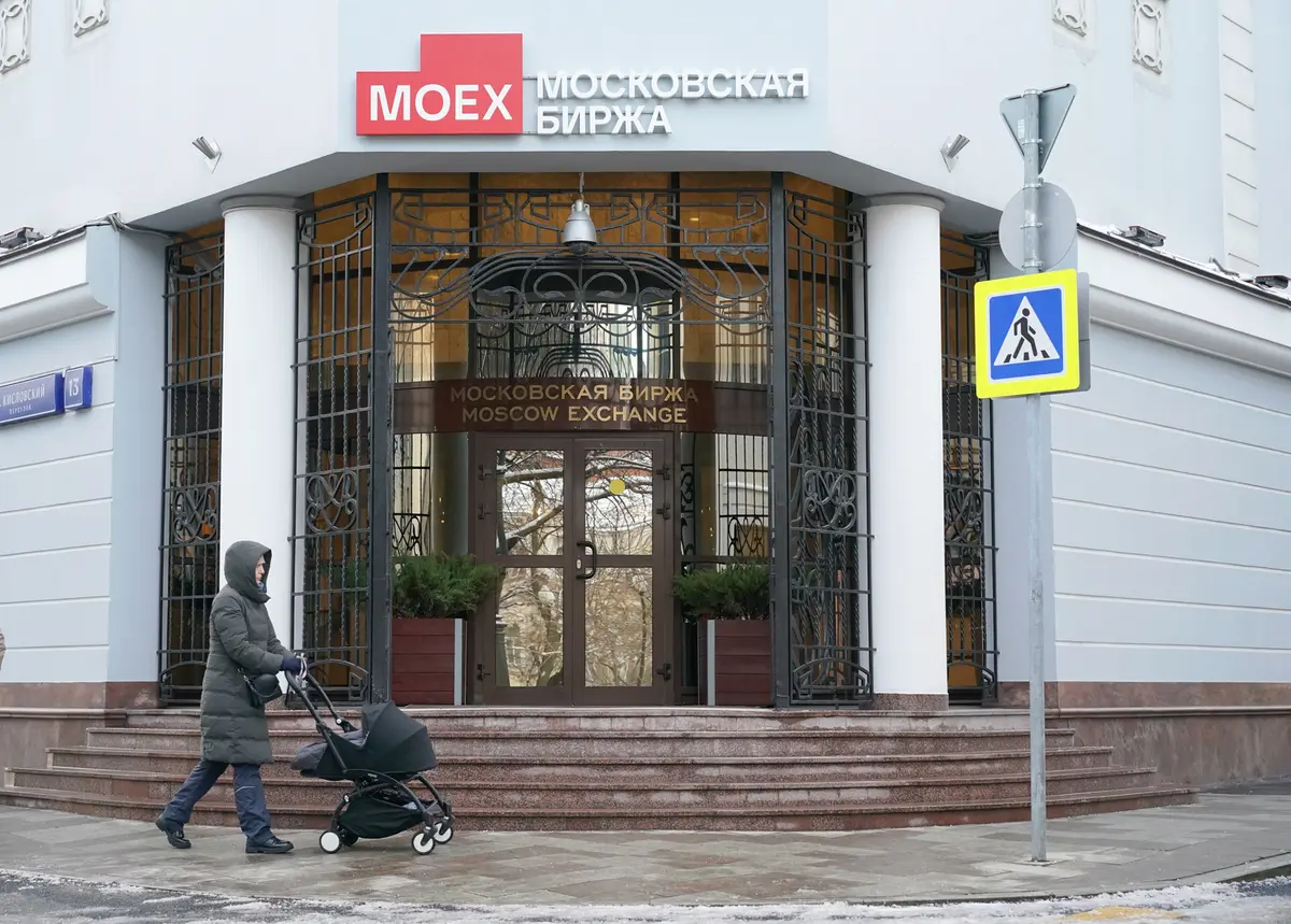 بورصة موسكو تواصل صعودها لليوم الثاني