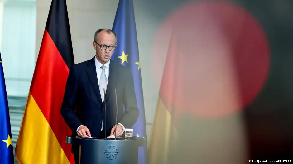 حرب إيران: لماذا لا يريد ميرتس توجيه اللوم لإسرائيل وأمريكا؟