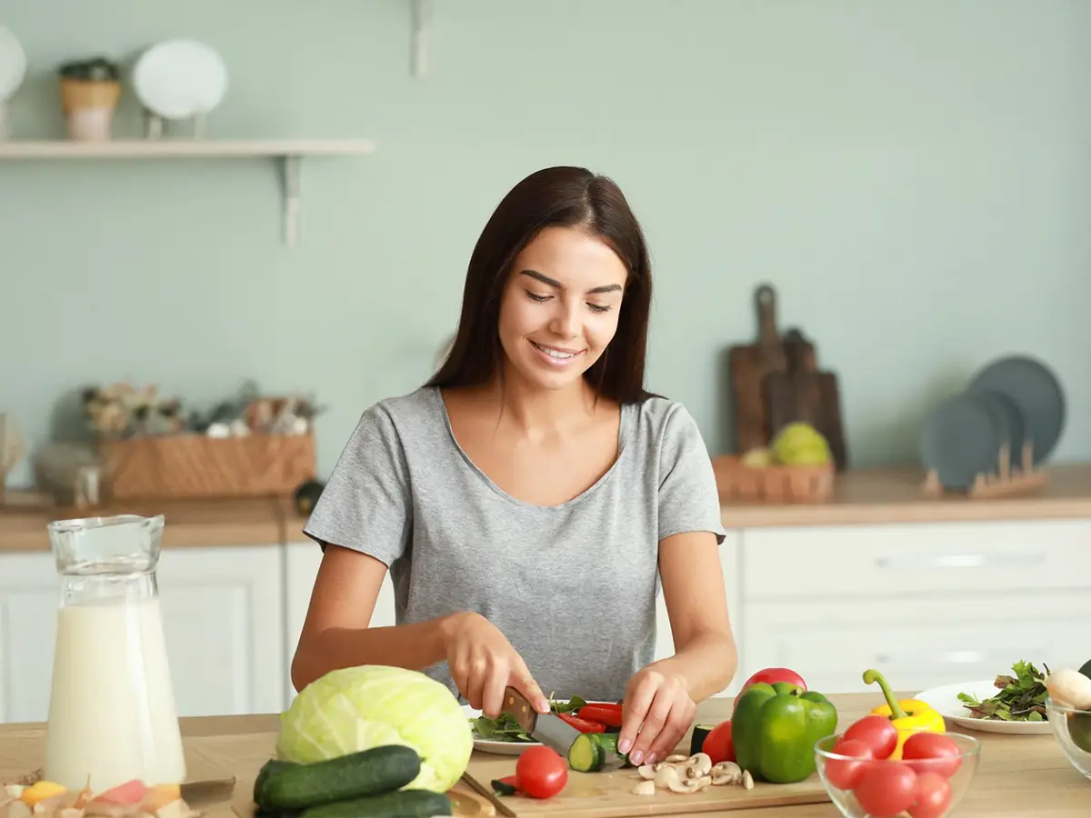 أفضل فواكه وخضار لتحسين الهضم في رمضان مع اختصاصية تغذية