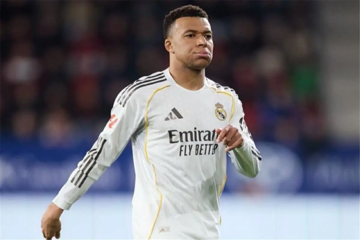 "ليكيب" توضح موقف مبابي من إجراء عملية جراحية في الركبة