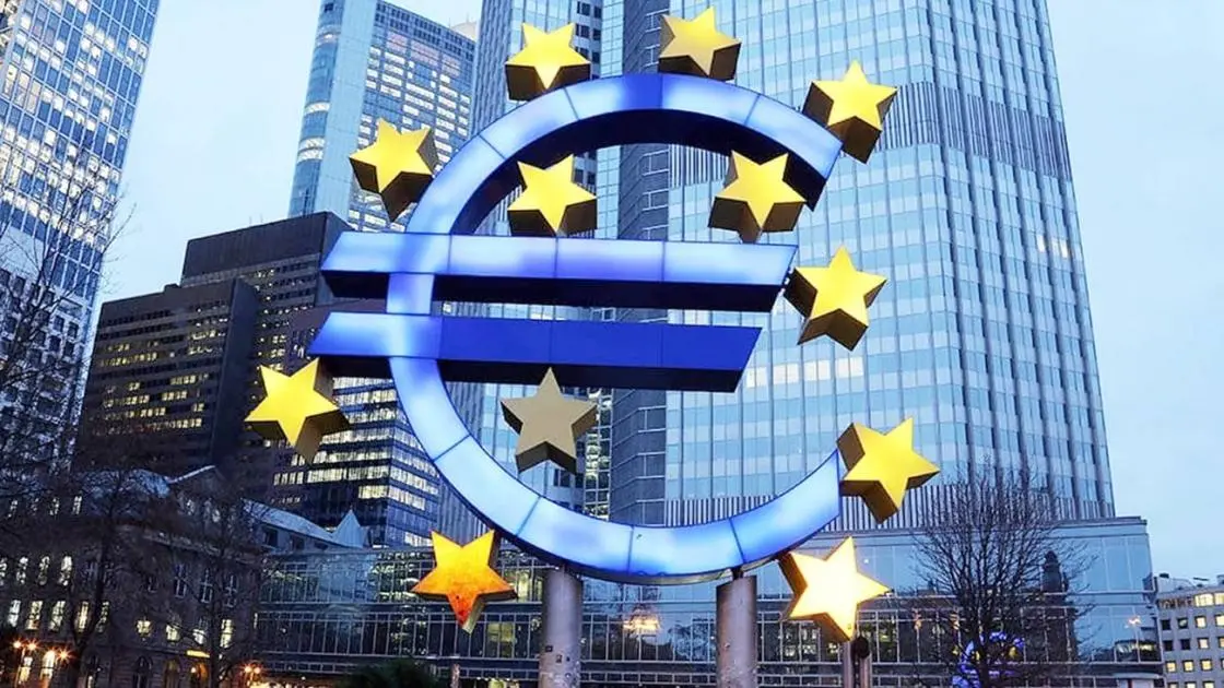 مسؤول بالمركزي الأوروبي: حرب طويلة مع إيران تهدد برفع التضخم