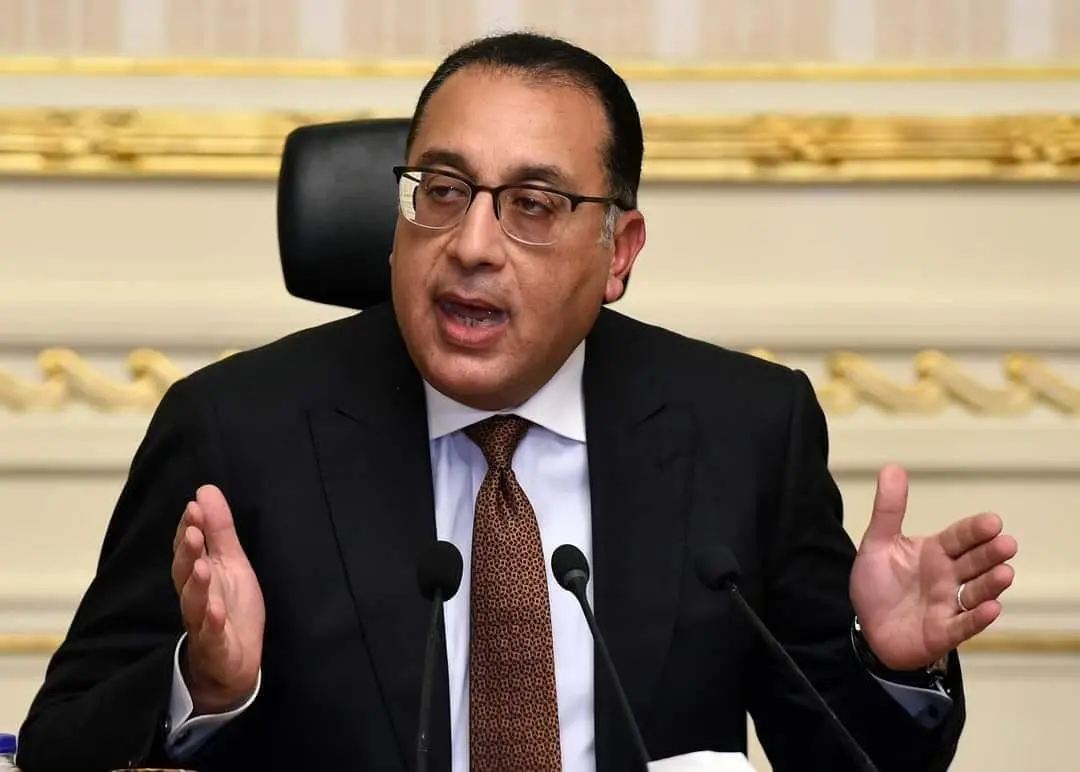 رئيس الوزراء: لا قطع للكهرباء أو الغاز عن المصانع