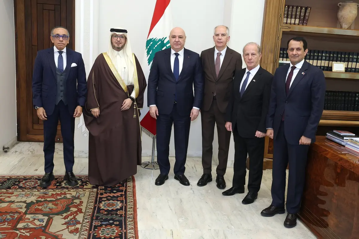 السفير المصري: اللجنة الخماسية تدعم الدولة اللبنانية وترفض المساس بسيادتها