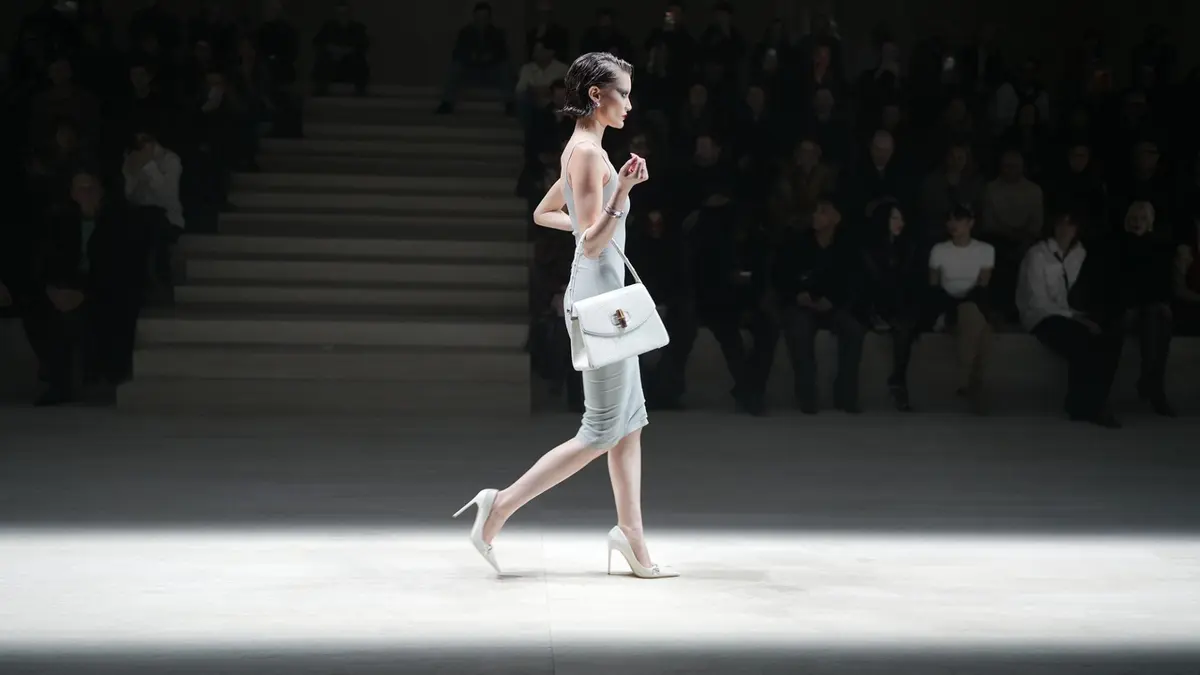 هل تستطيع علامة الأزياء "غوتشي" ابتكار ذكاء اصطناعي فاخر؟