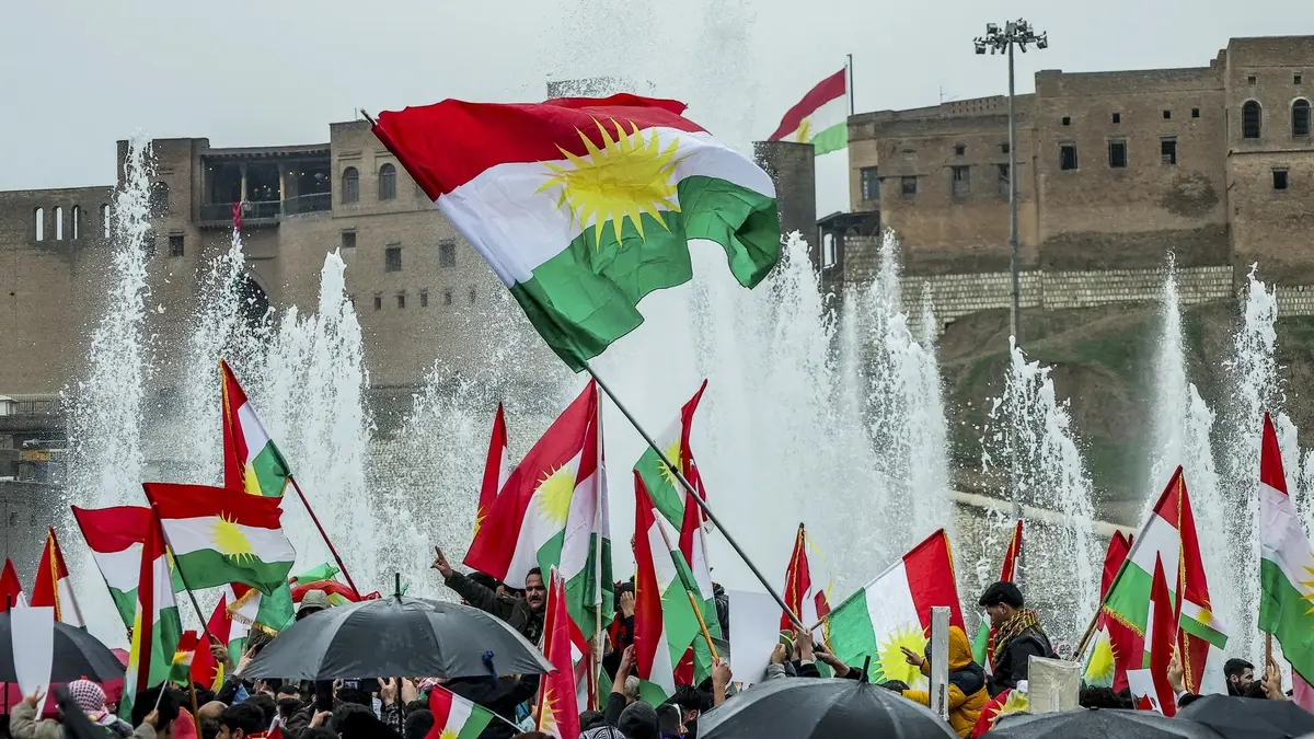 أكسيوس: بتحريض من نتنياهو.. ترامب هاتف قادة أكراداً في العراق لبحث دورهم في الحرب ضد إيران