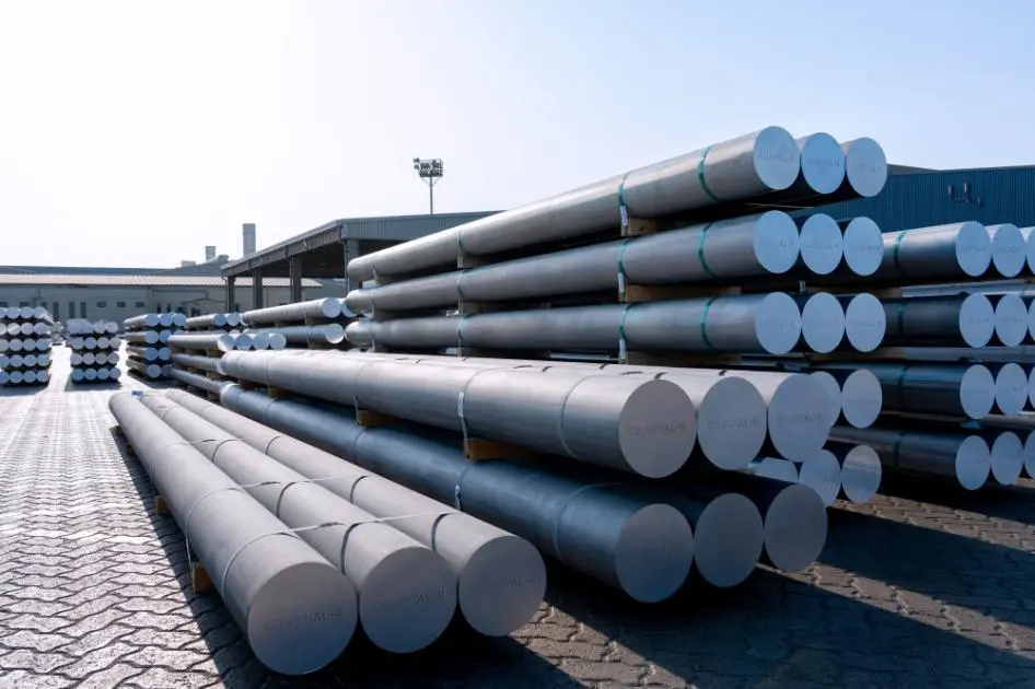 اضطراب صادرات ألمنيوم الشرق الأوسط يؤثّر على ‌المستهلكين في الغرب