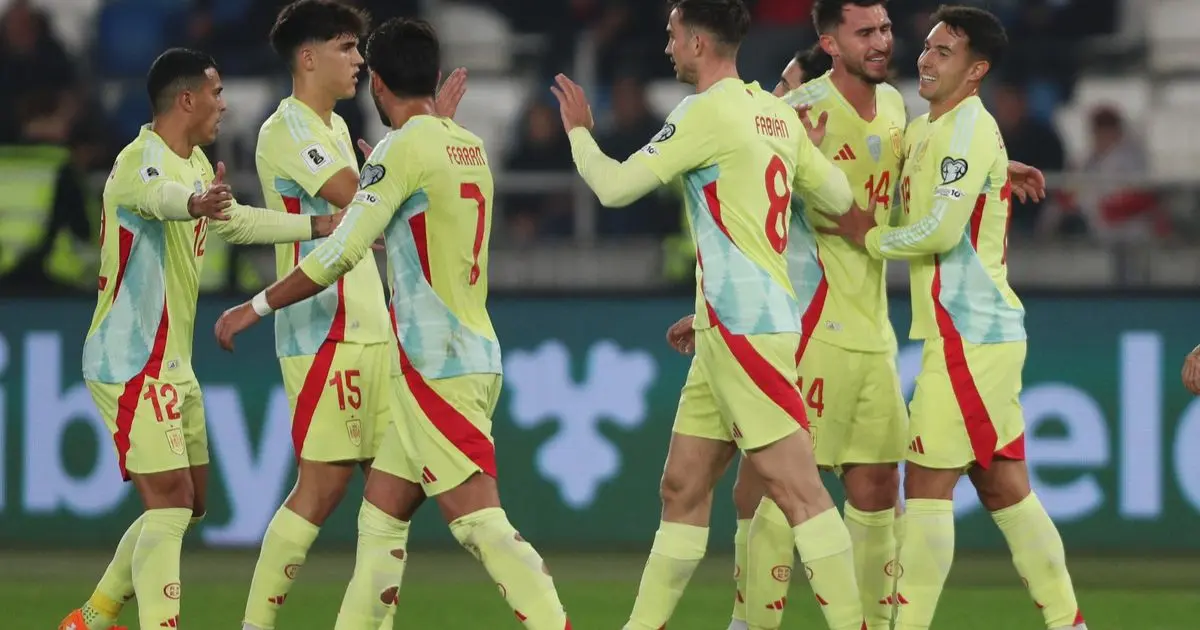 إسبانيا وإنجلترا تتصدران قائمة المرشحين للفوز بكأس العالم 2026