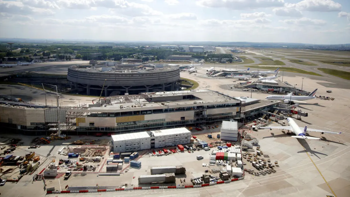 فرنسا تعد رحلات جوية لإعادة مواطنيها العالقين في الشرق الأوسط جراء الحرب